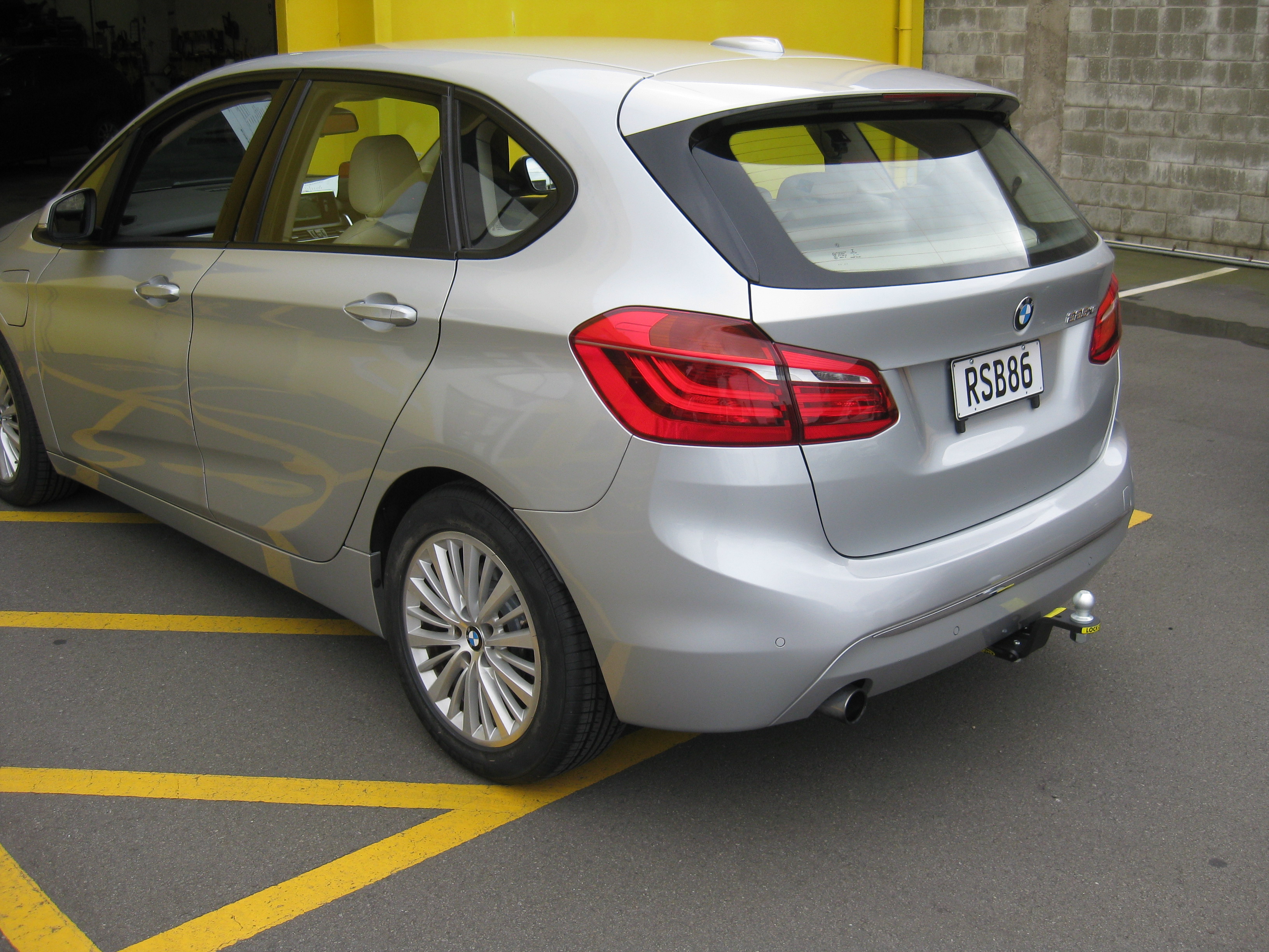 BMW 225 STATIONWAGON 2014-2021